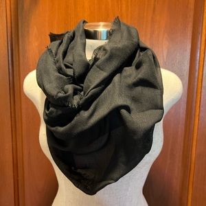 Black infinity scarf 💖 BRAND NEW